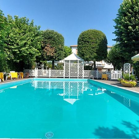 Hotel Garden B&B มาร็อตตา ภายนอก รูปภาพ