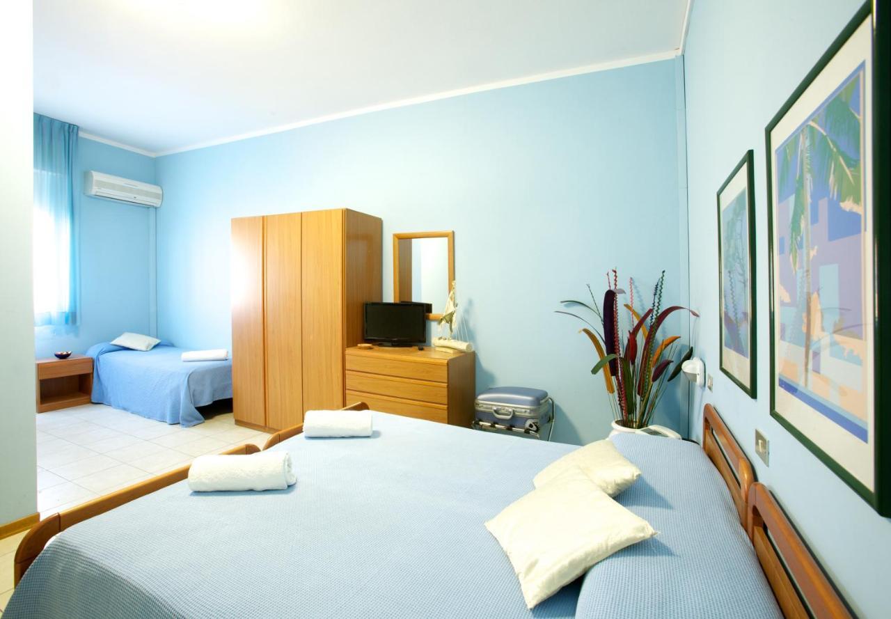Hotel Garden B&B มาร็อตตา ภายนอก รูปภาพ