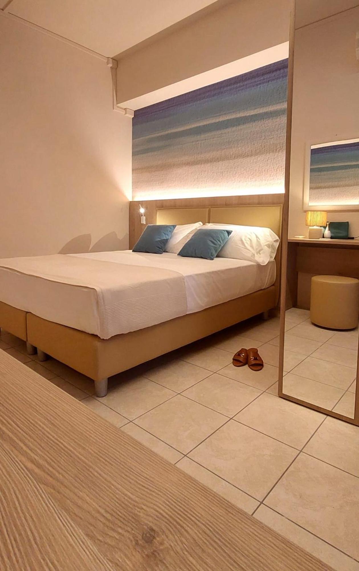 Hotel Garden B&B มาร็อตตา ภายนอก รูปภาพ
